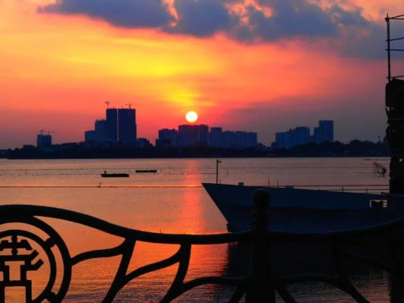 ha noi co gi choi 10 diem den va trai nghiem dang thu